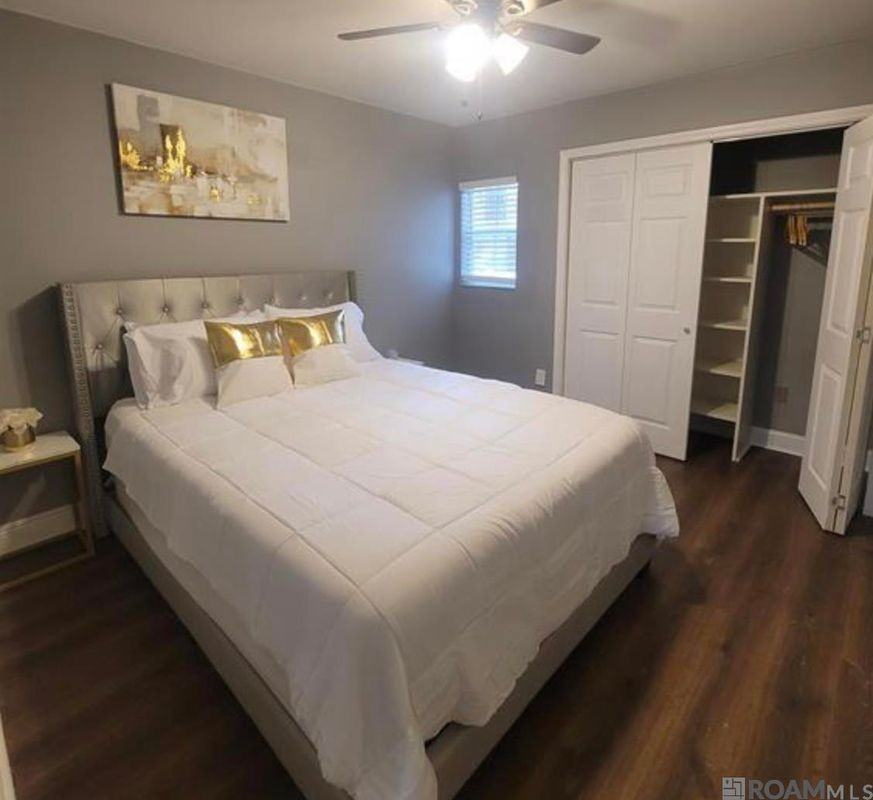 277 Chatsworth St - Photo 4 of 5