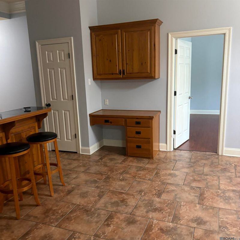 3111 Nicholson Lake Dr - Photo 5 of 7