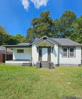 featured image of 3835 Sherwood St