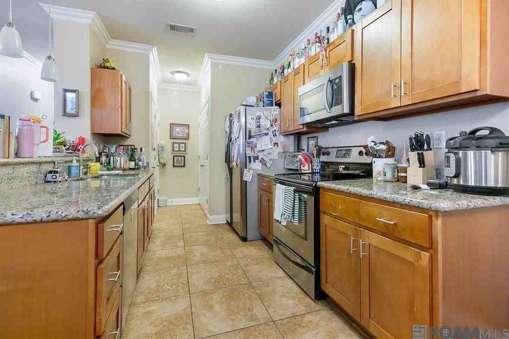 1362 Brightside Dr ##106 - Photo 4 of 13