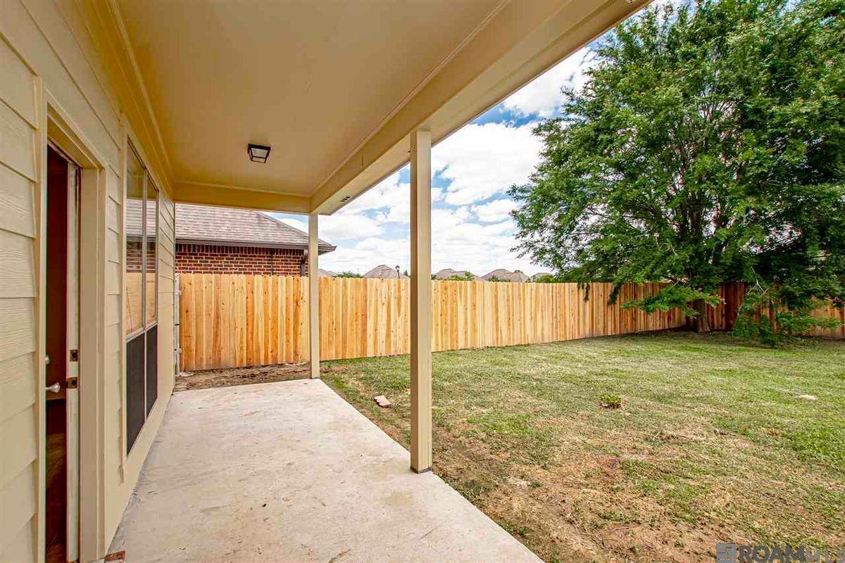 9015 Westlake Ave - Photo 3 of 24