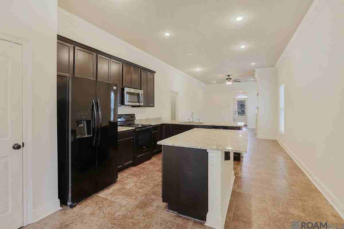 16248 Timberstone Dr - Photo 5 of 19