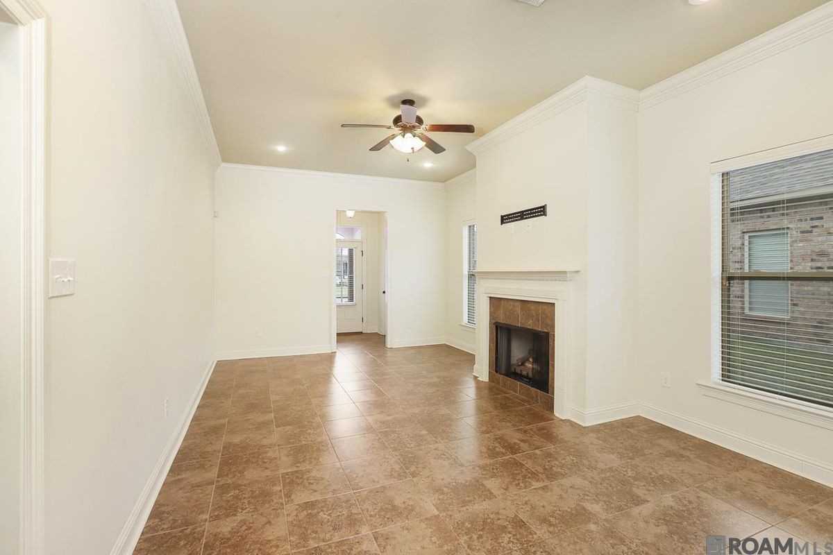 16248 Timberstone Dr - Photo 7 of 19