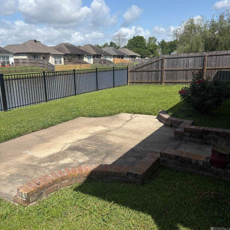 2924 Nicholson Lake Dr - Photo 6 of 12