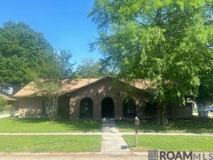 5017 Parkoaks Dr - Photo 1 of 1