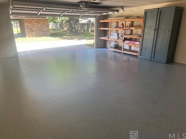 5017 Parkoaks Dr - Photo 6 of 25