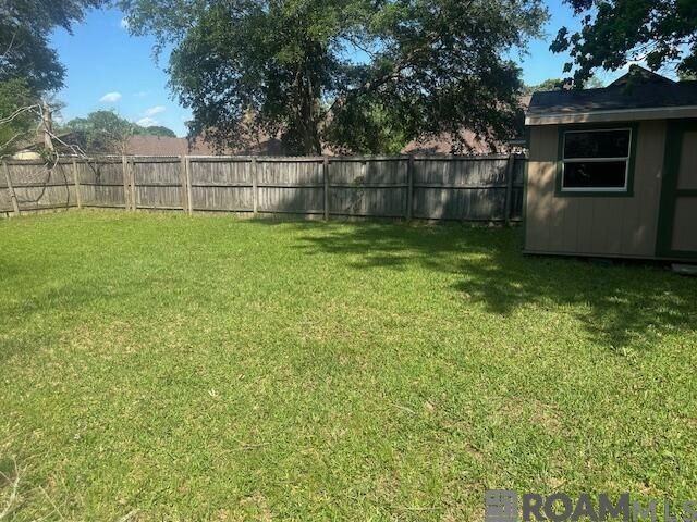 5017 Parkoaks Dr - Photo 7 of 25