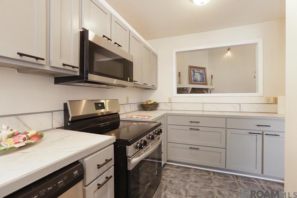 3421 Oneal Ln ##A - Photo 5 of 21