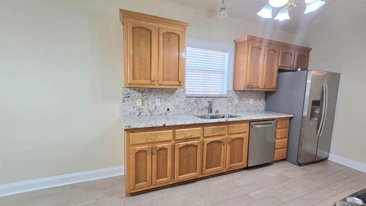 282 Allan Dr - Photo 4 of 25