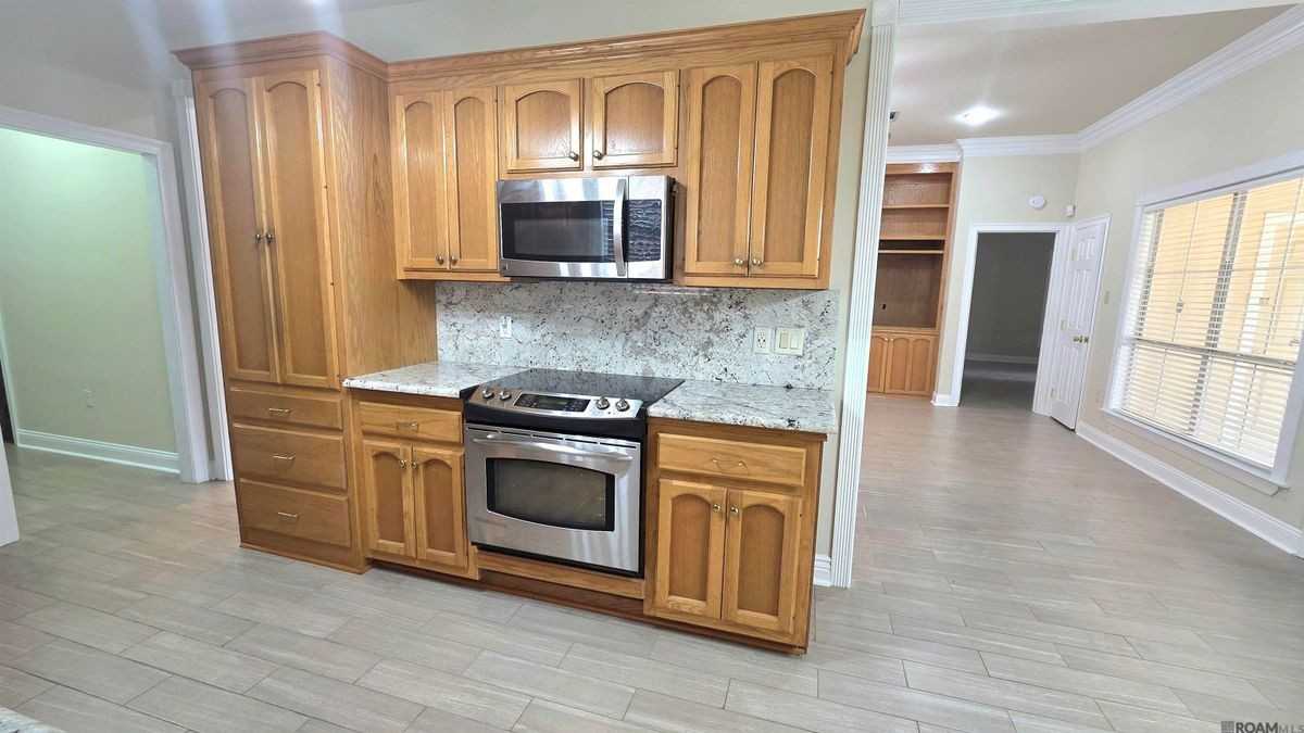 282 Allan Dr - Photo 5 of 25