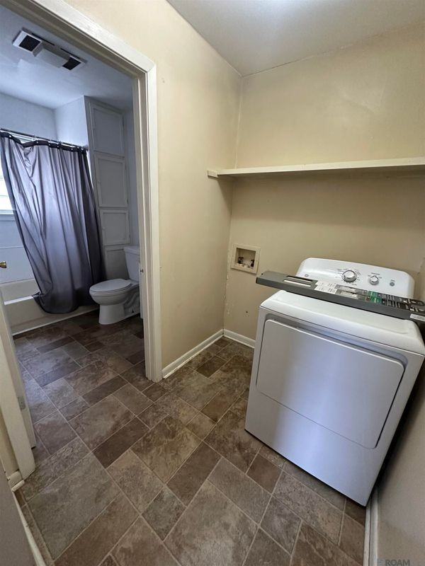 334 Maryland Ave - Photo 7 of 7