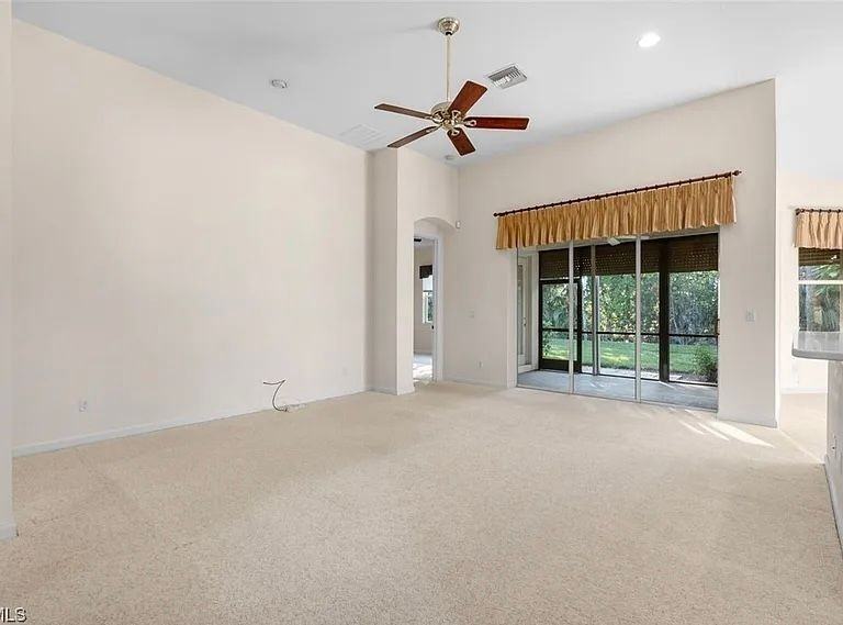 11970 Bramble Cove Dr - Photo 2 of 12