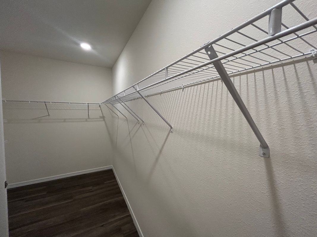 3377 Wakefield Dr - Photo 5 of 7