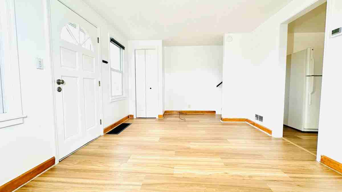 465 75th St - Photo 3 of 15