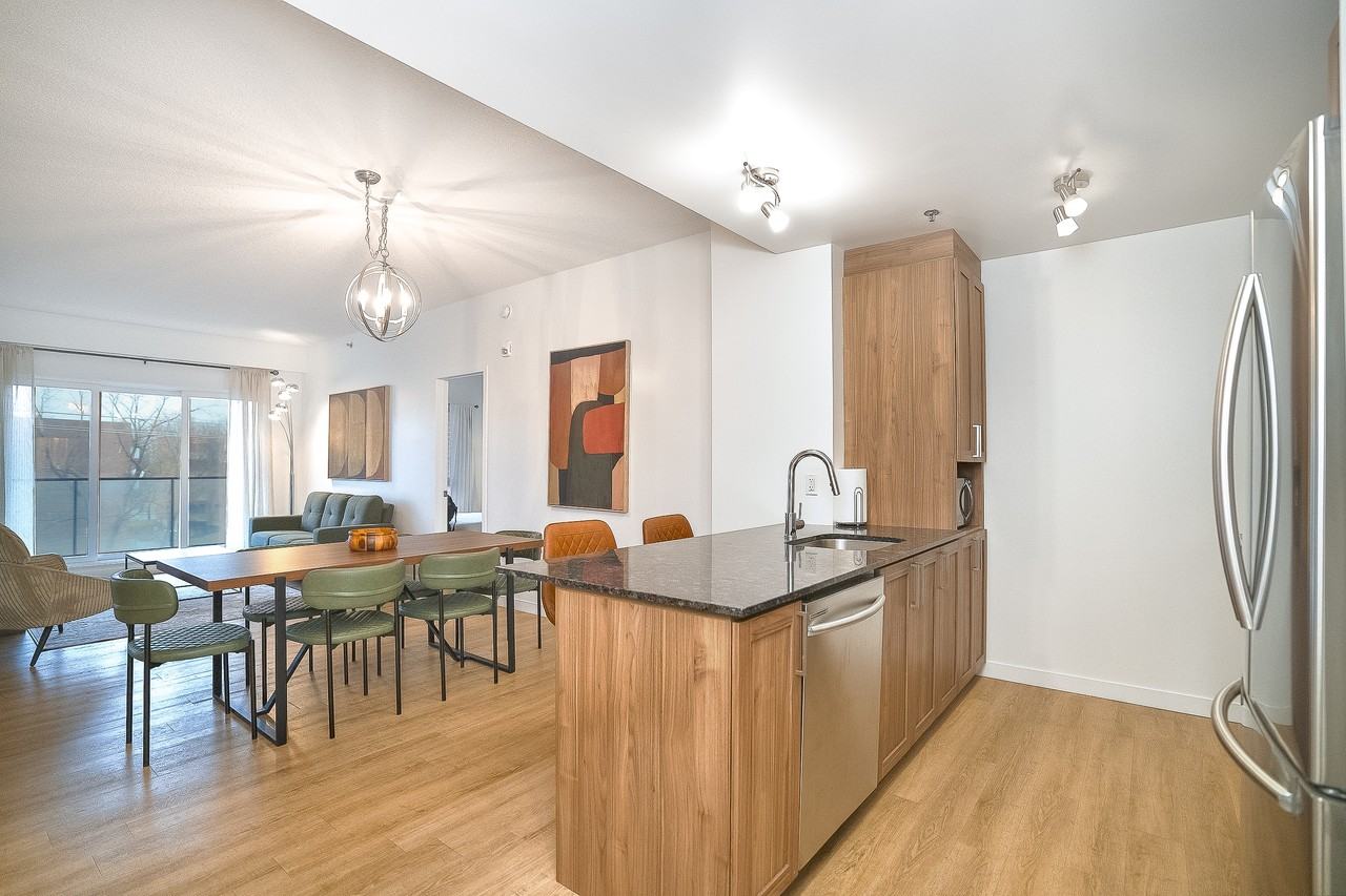 9801 Rue Ceres - Douek.ca - Photo 4 of 50
