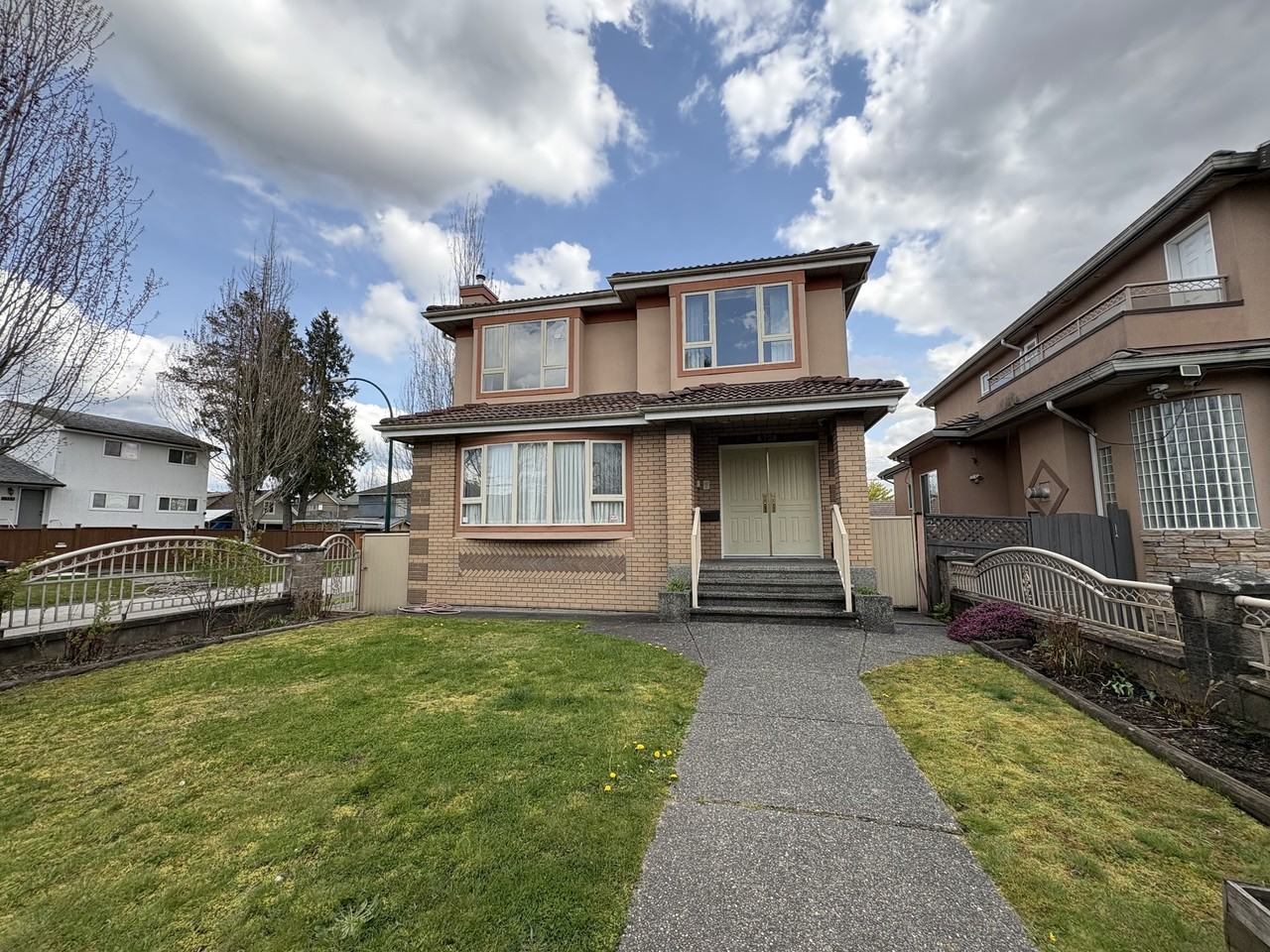 6708 Rupert Street - Photo 4 of 23