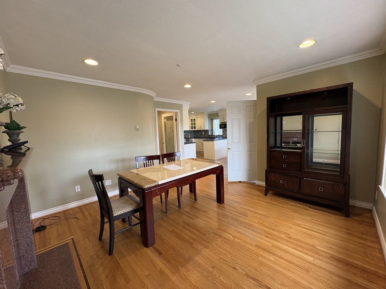 6708 Rupert Street - Photo 6 of 23