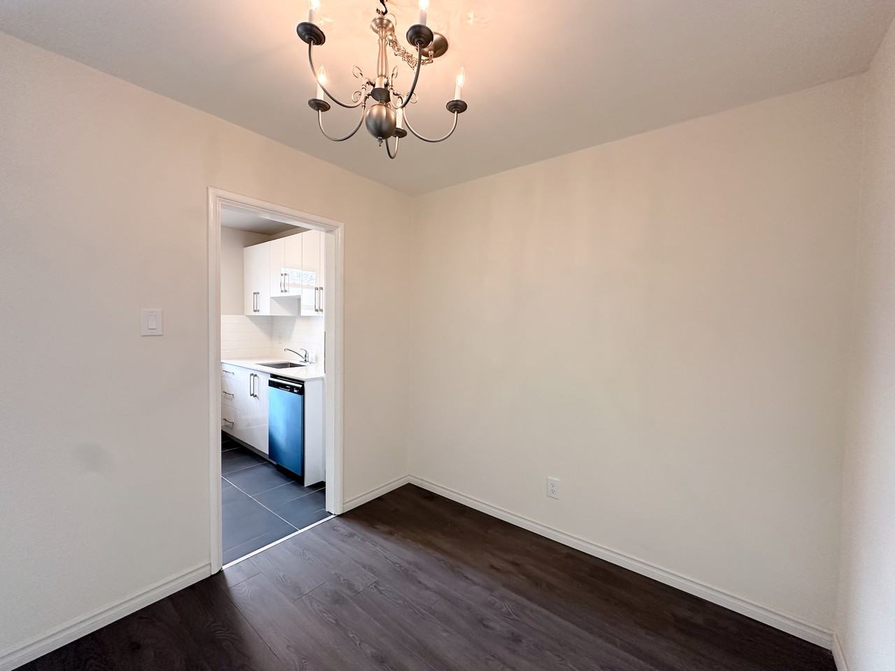 Montgomery Apartments - Photo 4 of 13