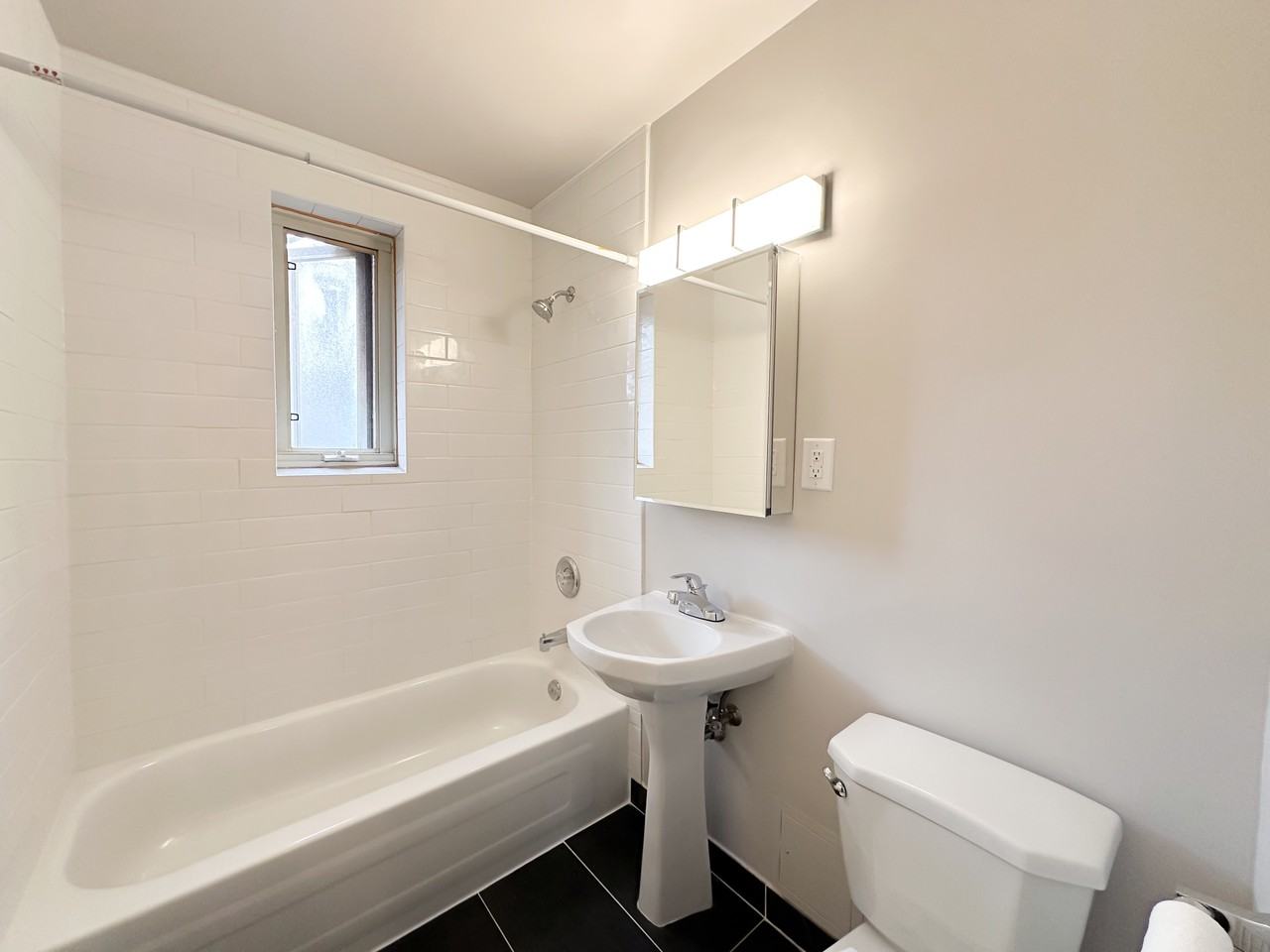 Montgomery Apartments - Photo 6 of 13