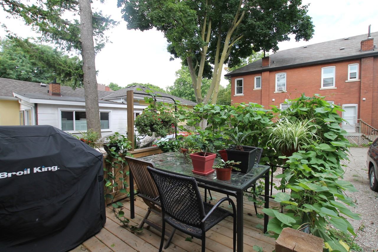 209B Paisley Street - Photo 4 of 20