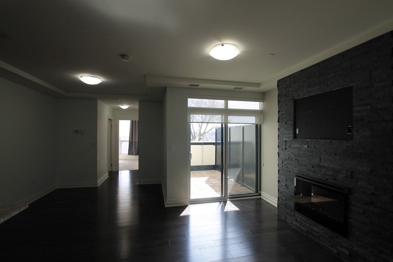 312-150 Wellington St E - Photo 7 of 18