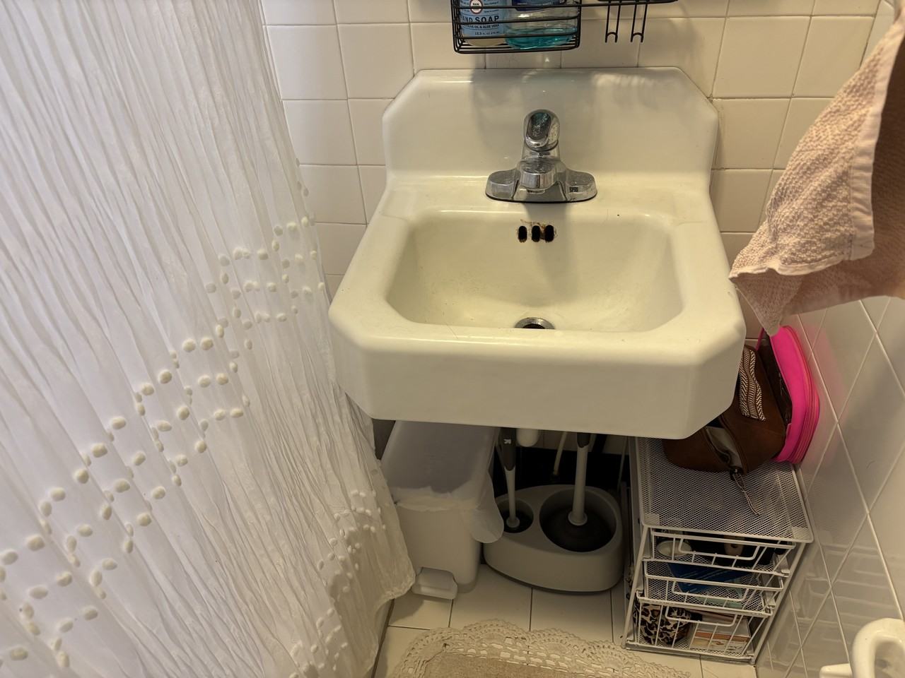 1029 Kinard Ct #1 - Photo 3 of 4