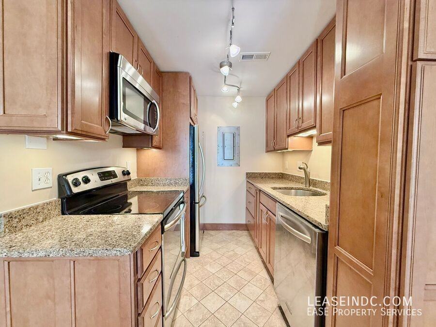 220 13th St Se #15 - Photo 7 of 15