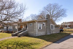 featured image of 225 N Germantown Rd