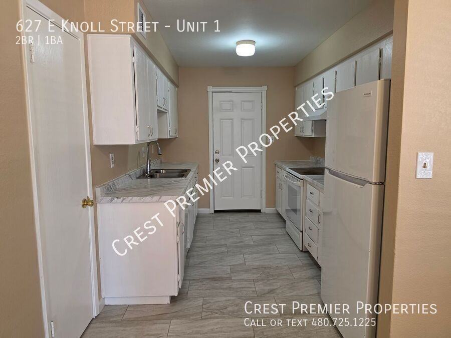 627 E Knoll St #1 - Photo 4 of 25