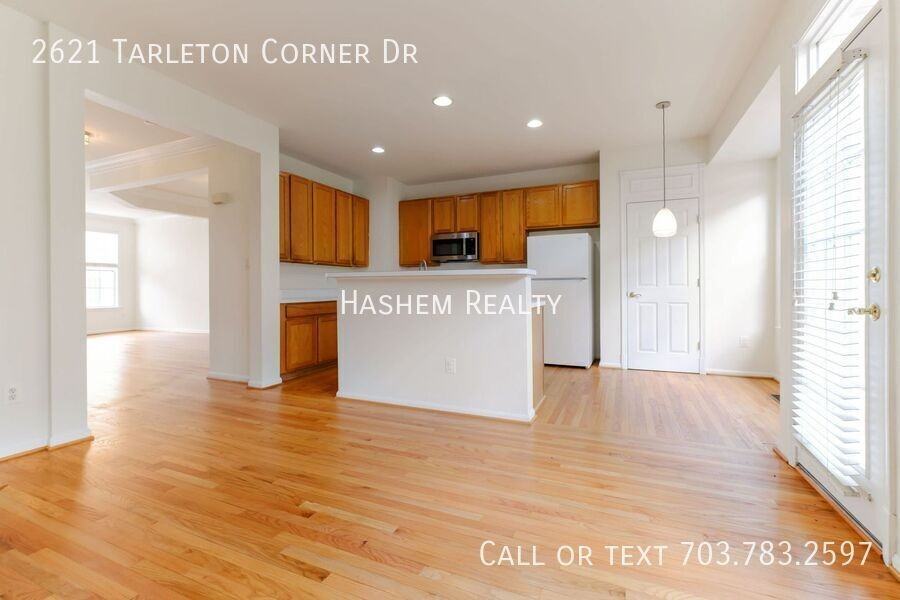 2621 Tarleton Corner Dr - Photo 3 of 17