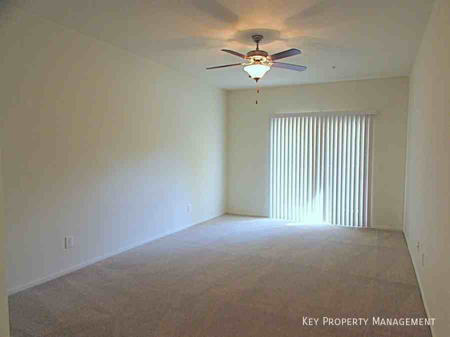 50 Aura De Blanco St #9201 - Photo 5 of 15