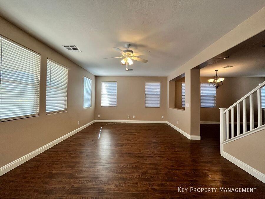 548 Ivy Spring St - Photo 5 of 25