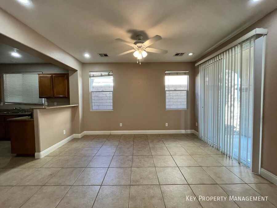 548 Ivy Spring St - Photo 6 of 25