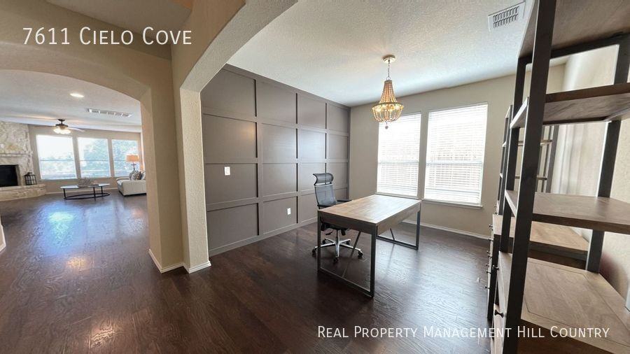 7611 Cielo Cv - Photo 5 of 29