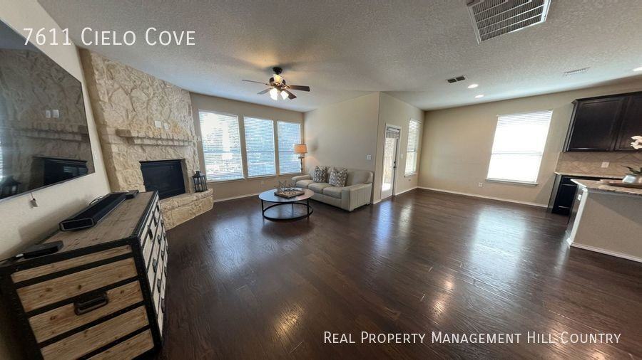 7611 Cielo Cv - Photo 7 of 29