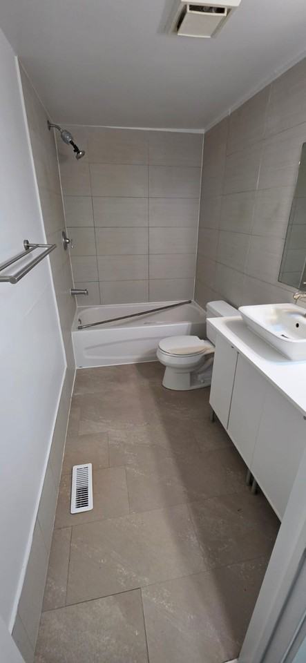 45 Scott Crescent - Photo 7 of 15