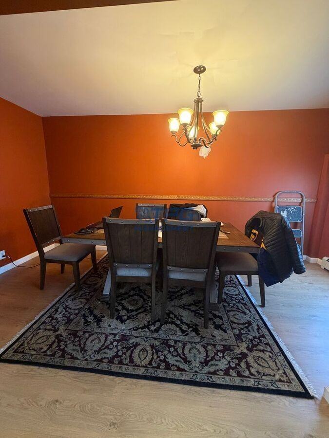 8 Windsor Dr - Photo 3 of 15