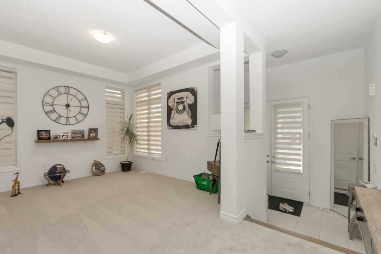 9 Daffodil Rd - Photo 2 of 15