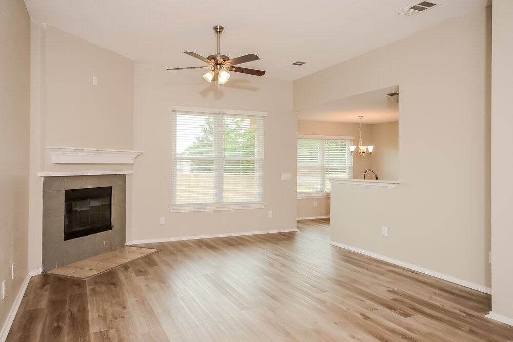104 S Rolling Meadows Dr - Photo 4 of 19