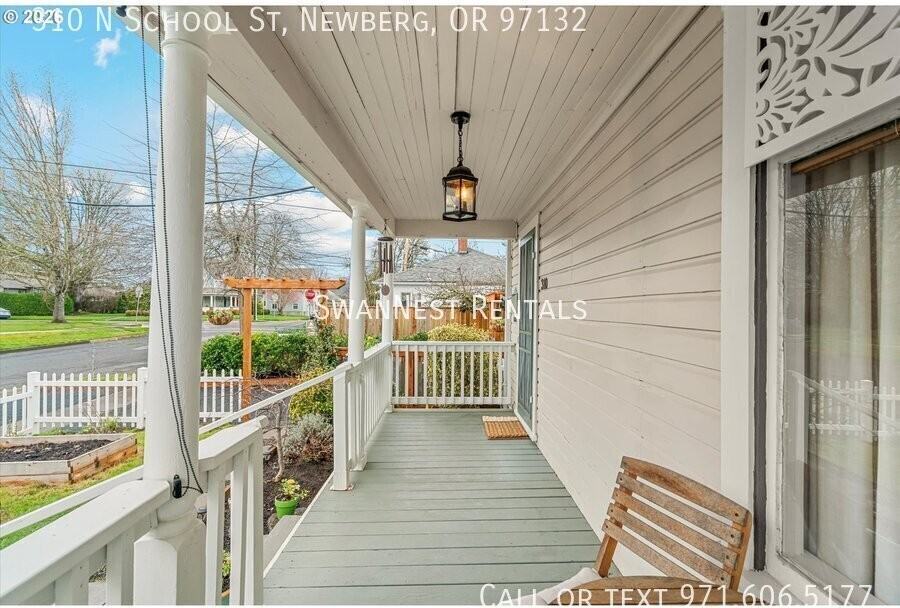 310 N School St - Photo 4 of 26