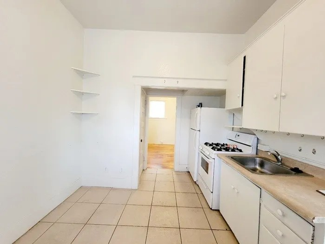 2304 N Grand Ave #C - Photo 2 of 10