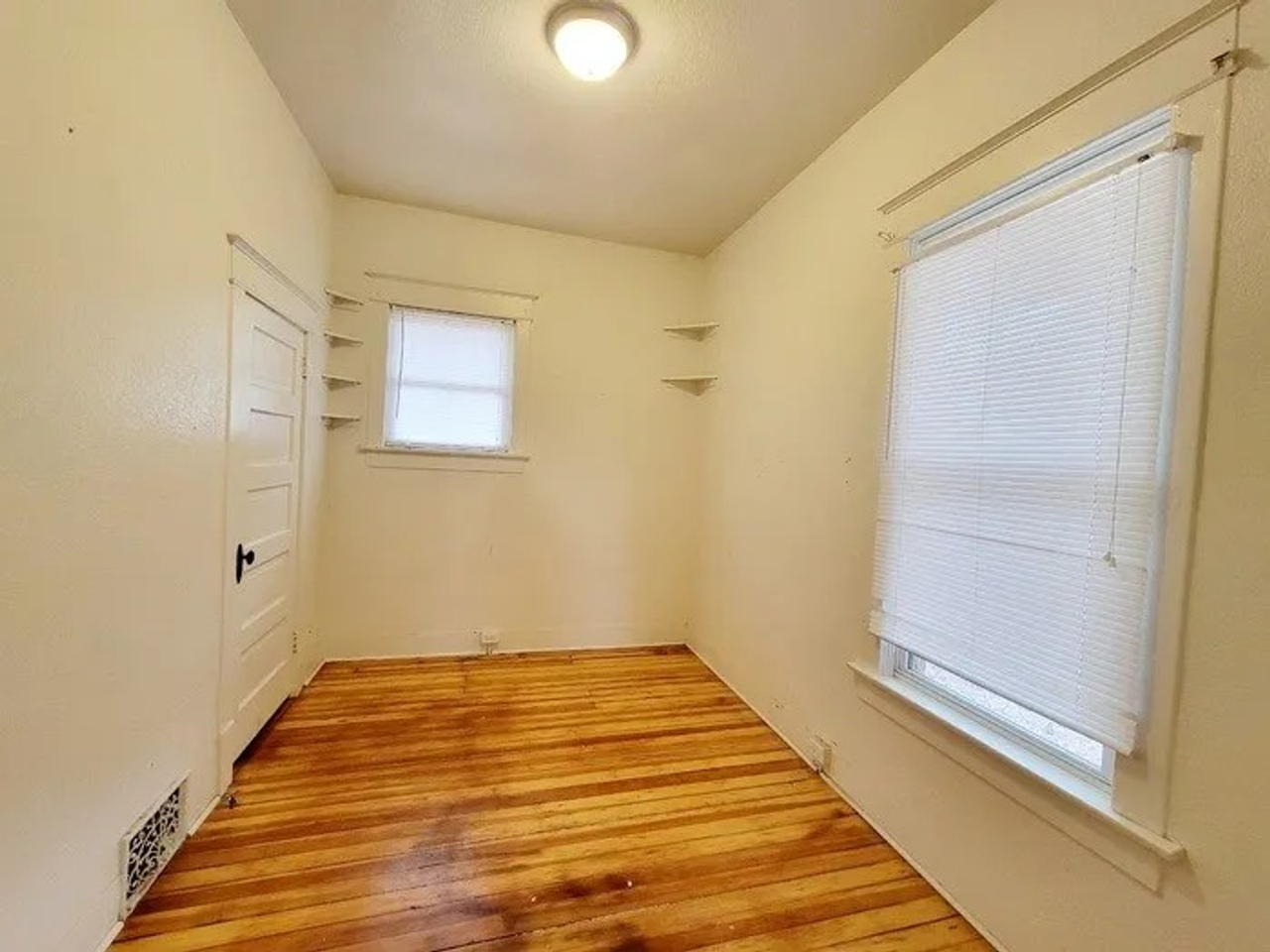 2304 N Grand Ave #C - Photo 3 of 10