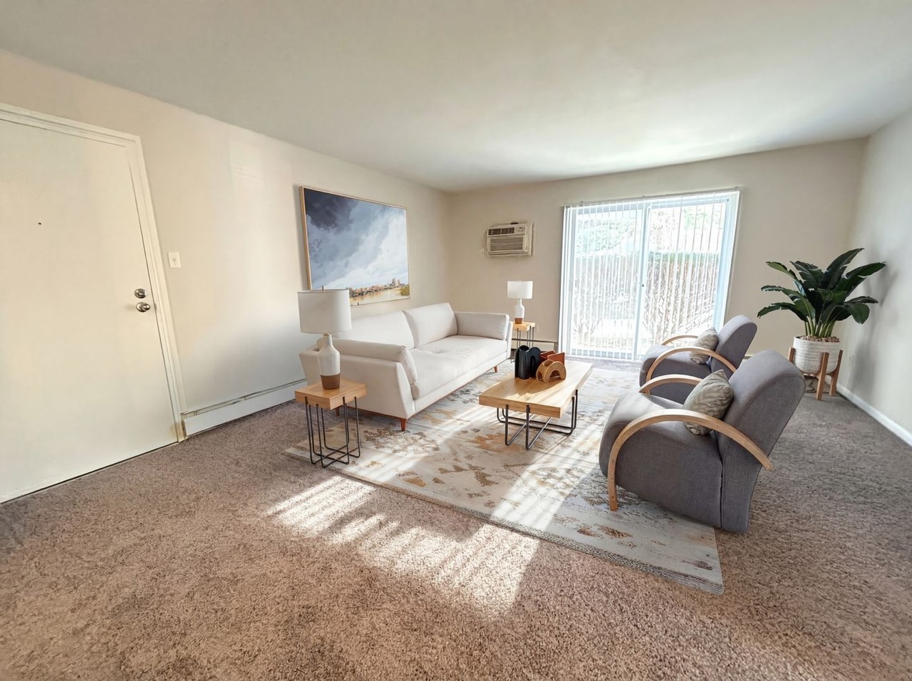 Bishop Hill Apartments - Photo 5 of 16