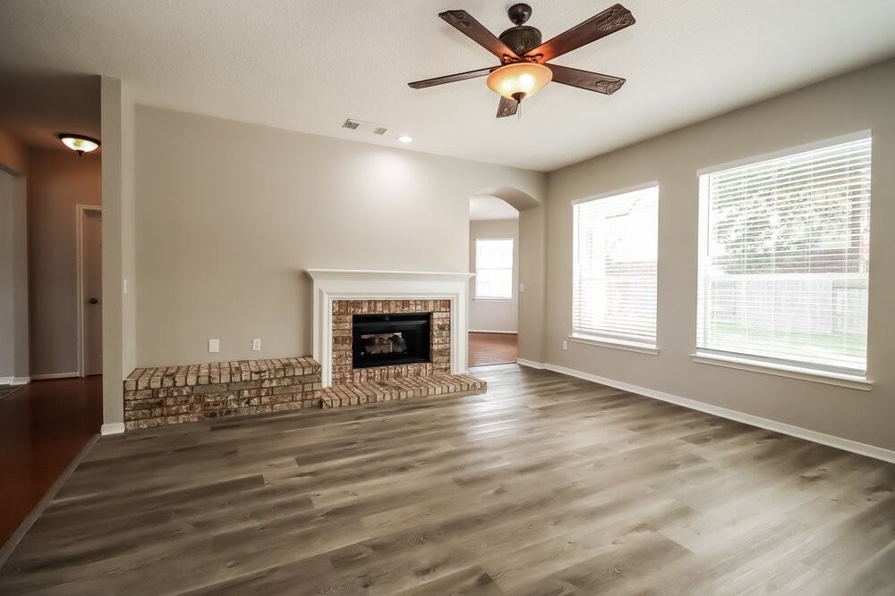 19322 Oak Station Dr - Photo 5 of 17