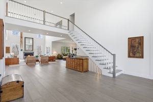 featured image of 9 Kings Ln