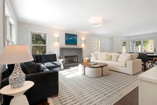 19 Dawnwood Ln - Photo 1 of 1