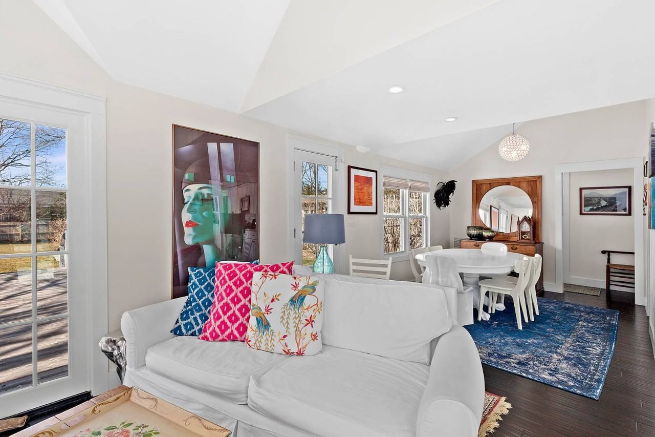 200 Lumber Ln - Photo 3 of 28