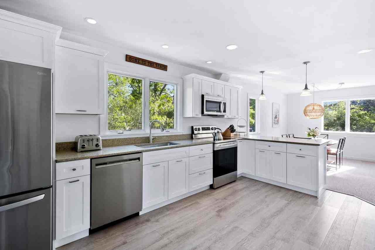 15 Pine Way - Photo 3 of 17