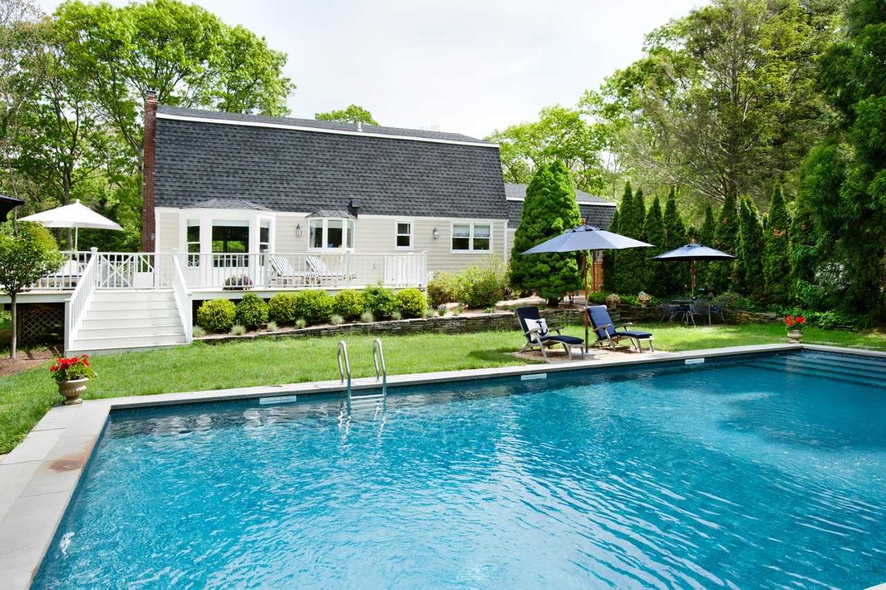 27 Diane Dr - Photo 2 of 24