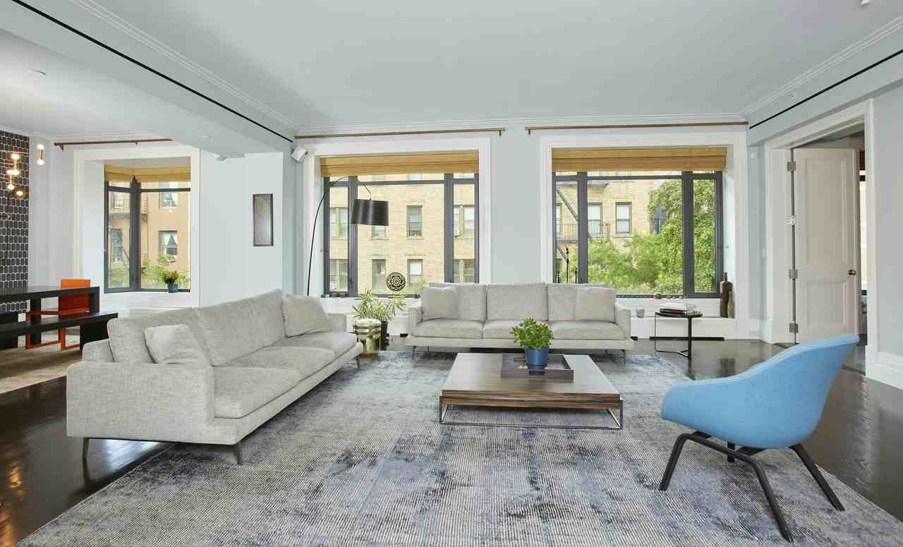 180 E 93rd St #4 - Photo 3 of 13